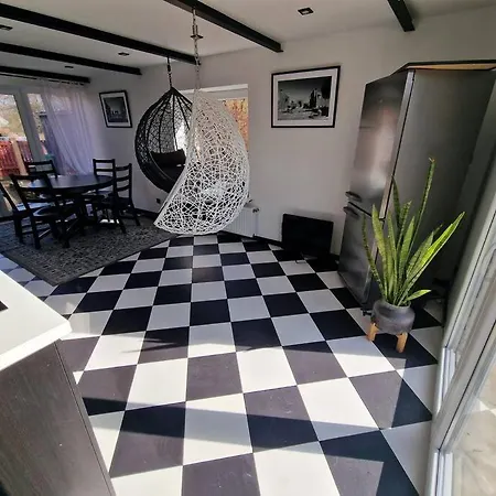 아파트 Sunny Family Terrace